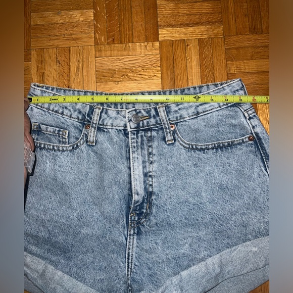 Wild Fable high waisted mom shorts Size 8 - Picture 2 of 6